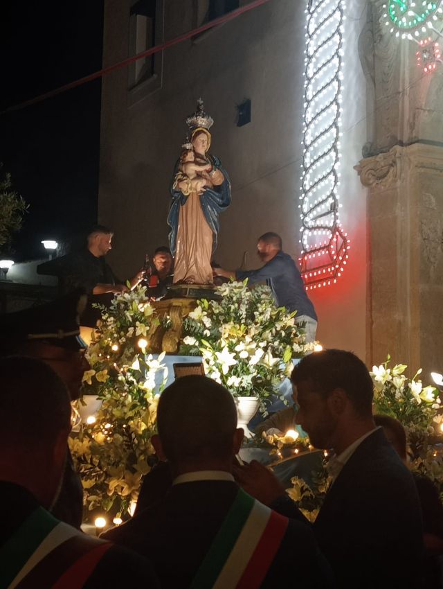 Aiello Calabro, il riscatto dalle tenebre attraverso la luce