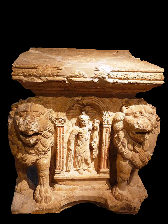 Altare romano in calcare, rinvenuto presso il villaggio di Niha nella Valle della Beqa' (Libano) e conservato presso il Museo nazionale di Beirut