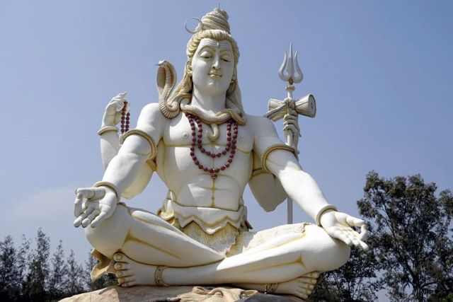 Il Signore Shiva (Siva), una delle divinità principali dell’induismo