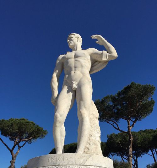 Lo splendore spornografico di Mussolini, Foro Italico