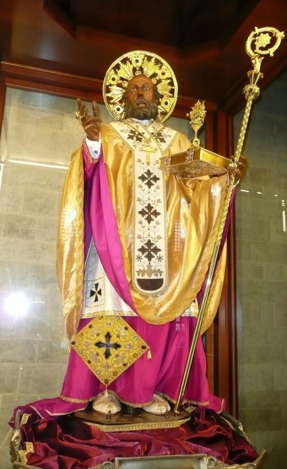 Statua di San Nicola, conservata nella basilica nicolaiana di Bari